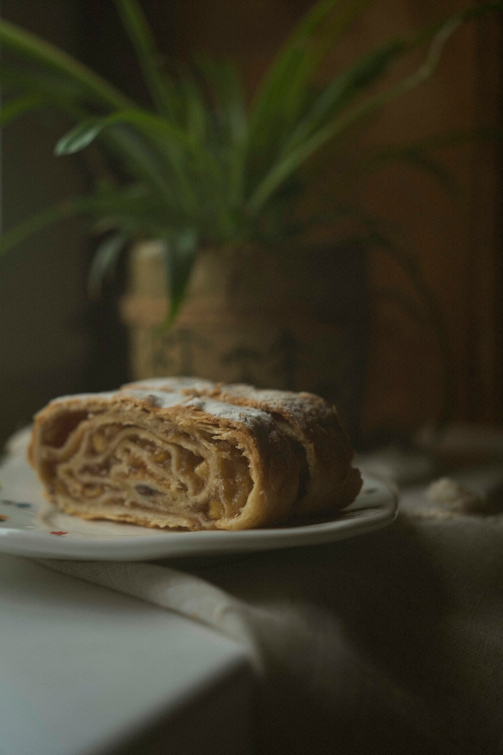 Apfelstrudel alemán, strudel de manzana con azúcar glas
